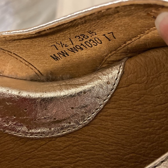 Born Women’s Silver-tone Shoes. Size 7.5 - Picture 11 of 11